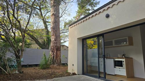 Köök või kööginurk majutusasutuses Le MazeL, meublé de tourisme 2 à 4 personnes