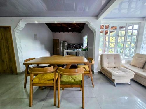 Χώρος καθιστικού στο Finca La Rosa