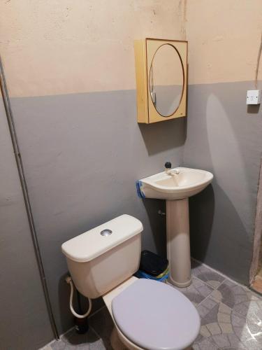 Koupelna v ubytování Casa da Pri - Quarto Quádruplo - Vila São Jorge