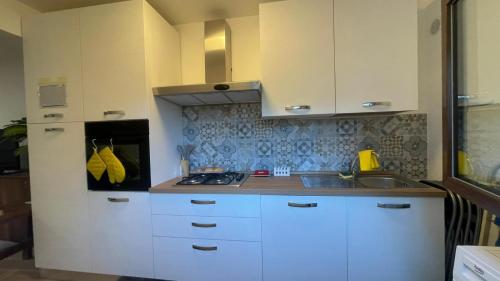 Nhà bếp/bếp nhỏ tại Benvenuti a Casa