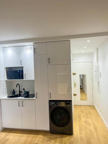 Bright Apartment in Paris Convention and Paris Expo