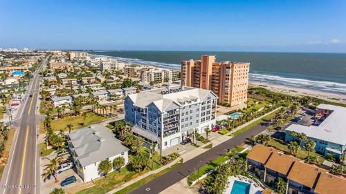 Общий вид на море или вид на море из дома для отпуска