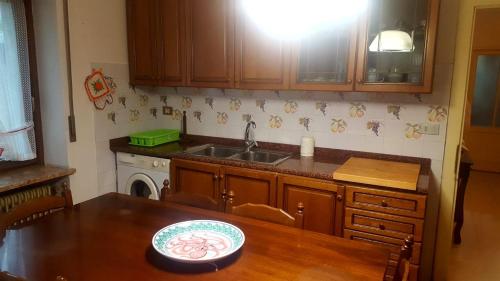 Η κουζίνα ή μικρή κουζίνα στο Anna