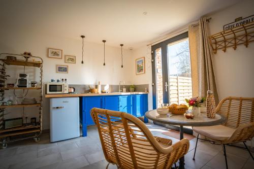 Kuchyň nebo kuchyňský kout v ubytování Le Bon Temps, pour une douce parenthèse