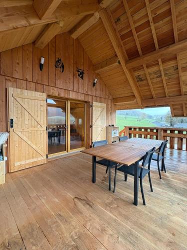 Φωτογραφία από το άλμπουμ του La Cabane de Sophie - Nature et Calme σε Saint-Cernin