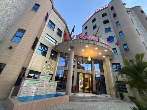 Gallery image of FOPROLUX PALACE hôtel in Douala