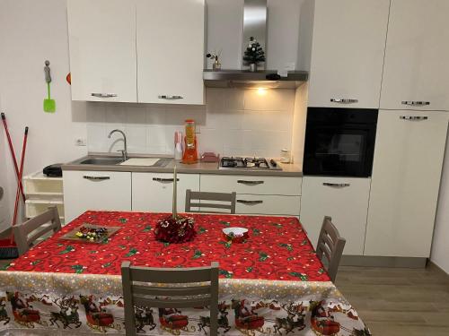 Kuchyň nebo kuchyňský kout v ubytování Andrew House