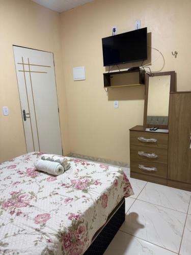 Μια τηλεόραση ή/και κέντρο ψυχαγωγίας στο Caribe de Alter - Hotel & Pousada