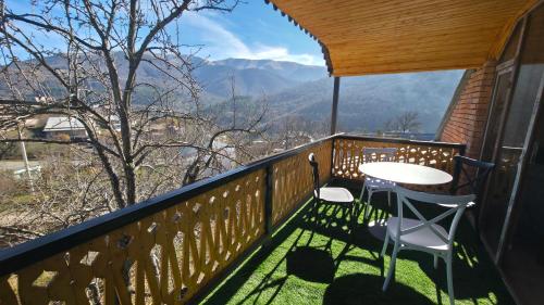 Ảnh trong thư viện ảnh của Penthouse 2 , apartment with 2 bedrooms ở Dilijan