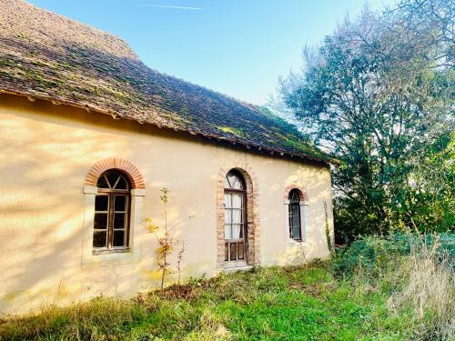 Tòa nhà nơi chỗ nghỉ nhà dân tọa lạc