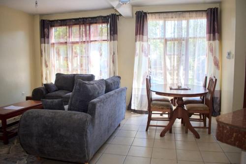 Χώρος καθιστικού στο Razz Homes