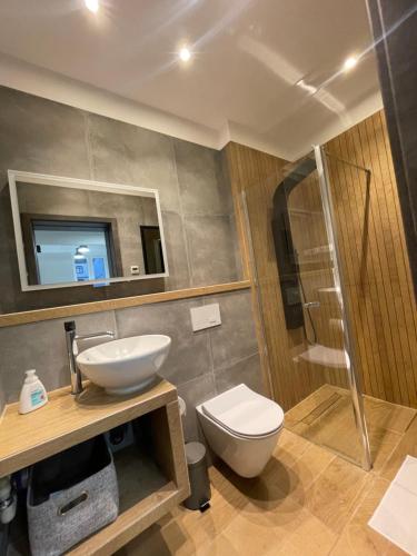 Ένα μπάνιο στο Iron Loft apartment