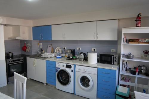 Foto Summer House -Room for 5 people in 1st Floor - J 4