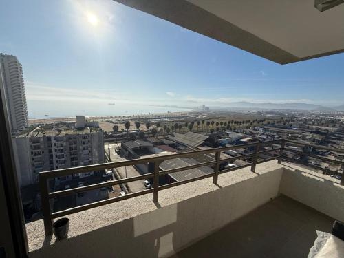 Ein Balkon oder eine Terrasse in der Unterkunft alojamiento en coquimbo