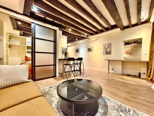 Paris Loft for 4 by Chatelet & Montorgueil & Metro N2-46
