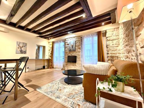 Paris Loft for 4 by Chatelet & Montorgueil & Metro N2-46