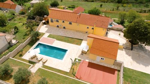 Villa Manda