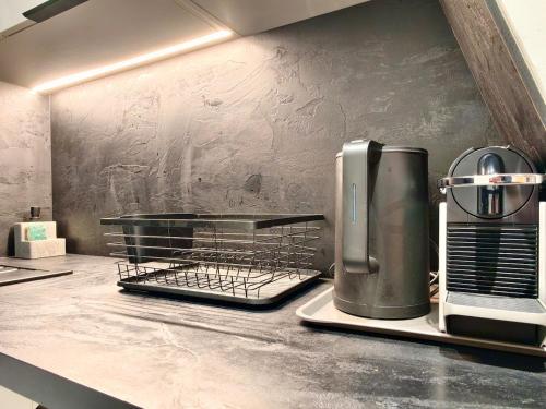 Cozy Latin Quarter Stay near the Seine & Metro & For 4 N6-10