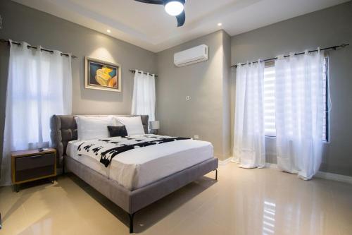 En eller flere senge i et værelse på Luxurious diamond