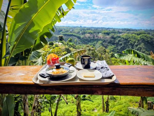 Φαγητό σε αυτή η εξοχική κατοικία ή κάπου εκεί κοντά
