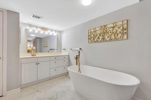 2119 Villamare photo 26