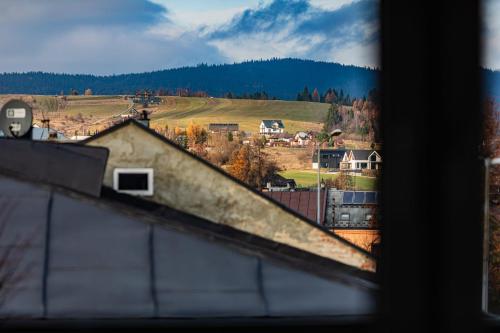 En generel udsigt til bjerge eller udsigt til bjerge taget fra lejligheden