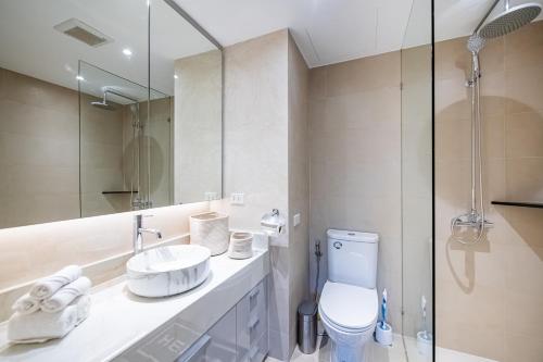 Ένα μπάνιο στο JSD Prime Property-Cherngtalay