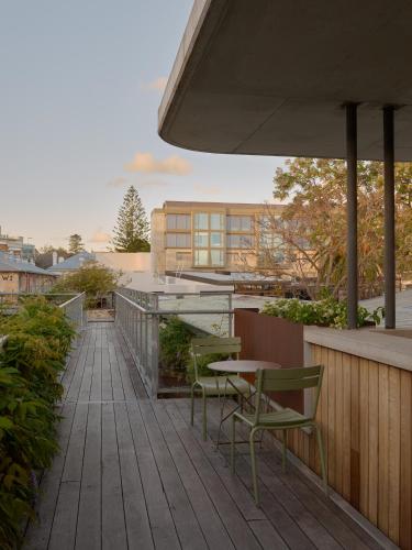 Garde and Warders Hotel — Balcony/Terrace