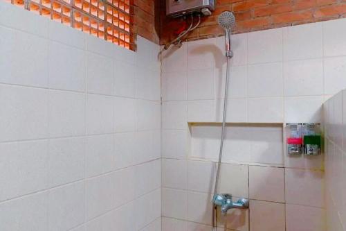 Koupelna v ubytování Omah Mbah Mandor Yogyakarta