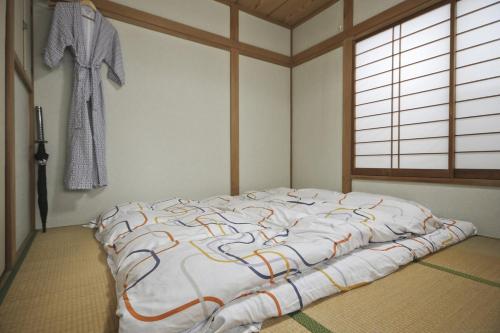 Aila Room