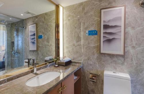 Ένα μπάνιο στο Bati Holiday Hotel