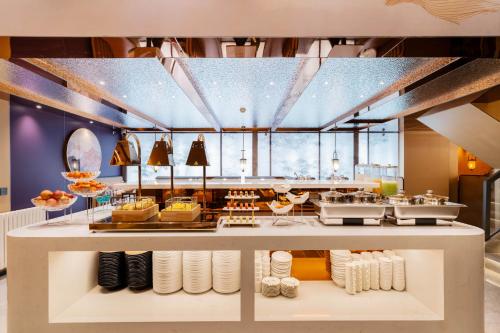 Φαγητό σε αυτό το ξενοδοχείο ή κάπου εκεί κοντά