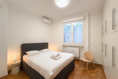 New Central Apt in Kolonaki