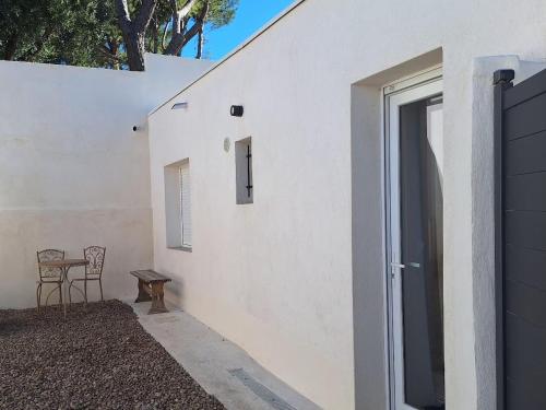 Budova, kde se prázdninový dům nachází