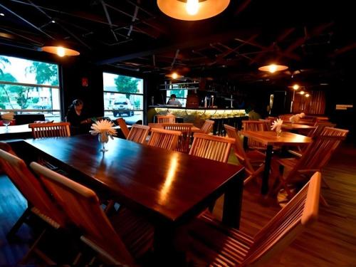 Εστιατόριο ή άλλο μέρος για φαγητό στο Lot 10 Boutique Hotel