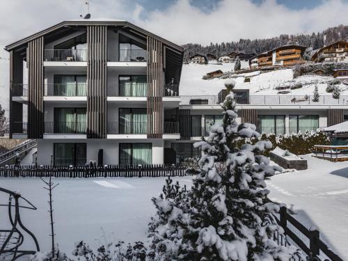 Anna Lodges Dolomites photo 3