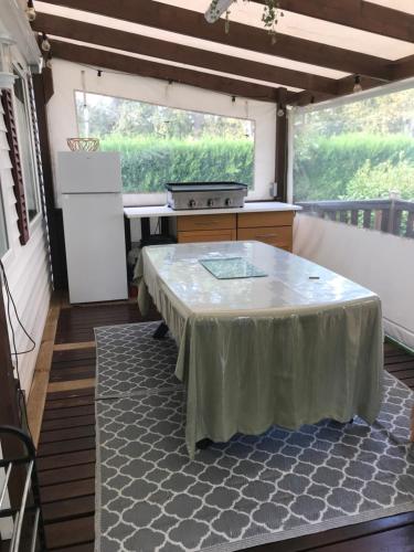 Кровать или кровати в номере Mobilhome confort 4-6 personnes