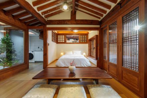 En eller flere senge i et værelse på 아린정