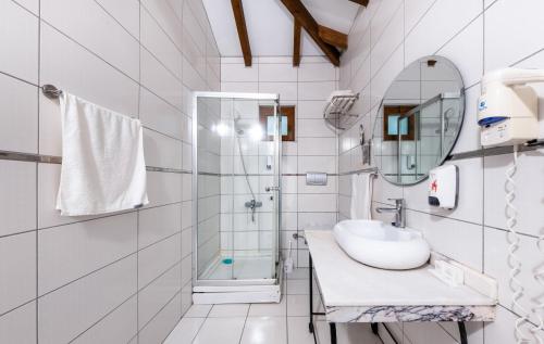 Koupelna v ubytování Sahra Su Holiday Village & SPA