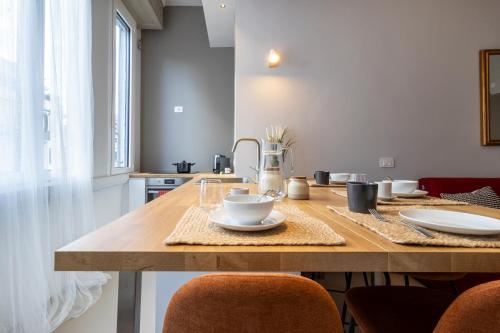 Liberty House - Carozzi Apartments
