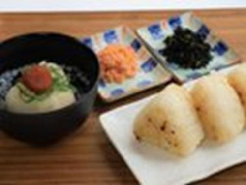 Φαγητό σε αυτό το ξενοδοχείο ή κάπου εκεί κοντά