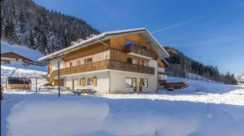 Coeur de Charmy pour 10 avec Spa