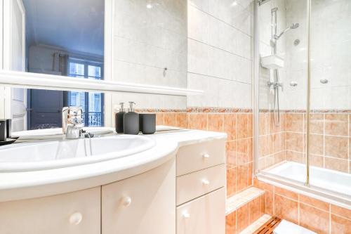 Apt 4P Ternes - Arc de Triomphe