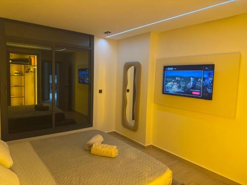 Postel nebo postele na pokoji v ubytování Luxe Appartement Haut Standing Nador Lagoon Rif