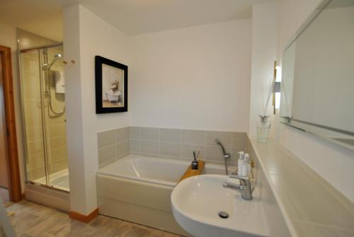 Vannituba majutusasutuses Seaside Nook- stylish stay by the sea