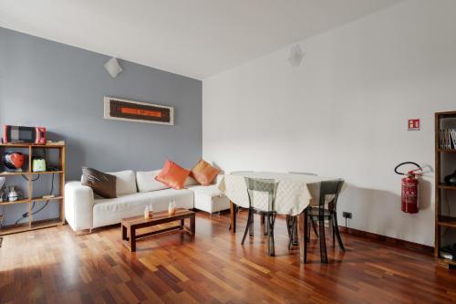 GuestHost - Navigli Comfy Apartment