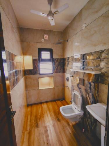 Ένα μπάνιο στο Casa Morals 3BHK