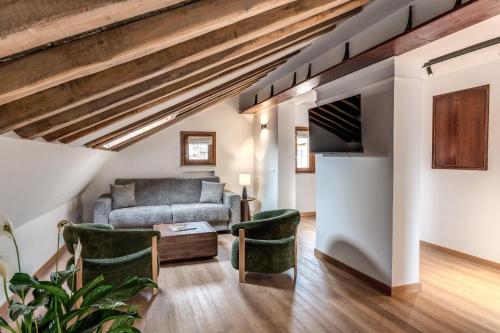 Luxury Penthouse with amazing Terrace