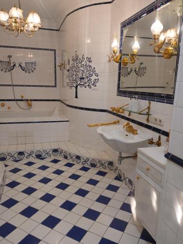 Ένα μπάνιο στο Honor - Extravaganz