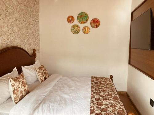 Φωτογραφία από το άλμπουμ του Naina Lodge Home stay σε Nainital